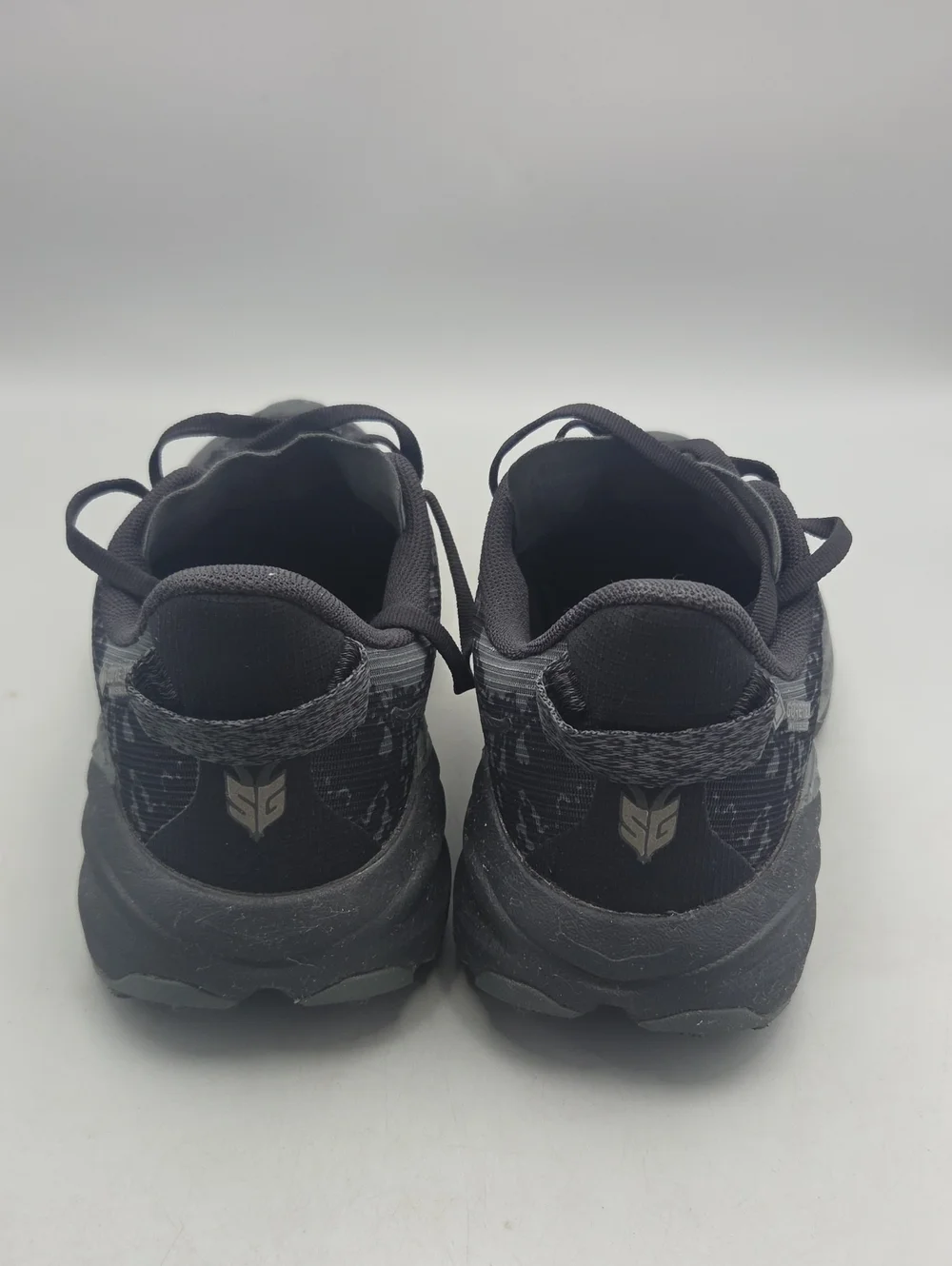 Hoka One One  Speedgoat 6 GTX Women 10 Black